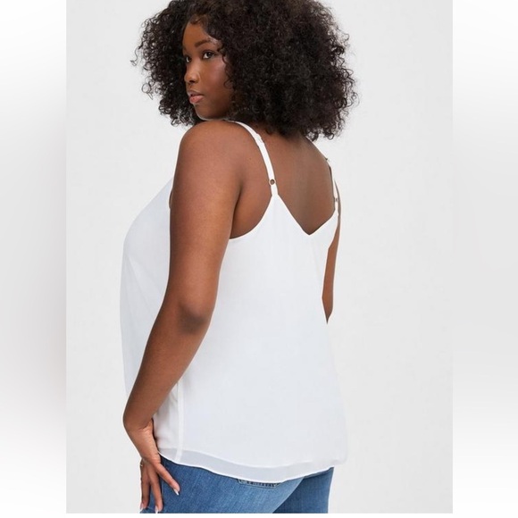 NWT Torrid Sophie Chiffon Swing Cami, Size 00 (10), Cloud Dancer - Picture 3 of 7